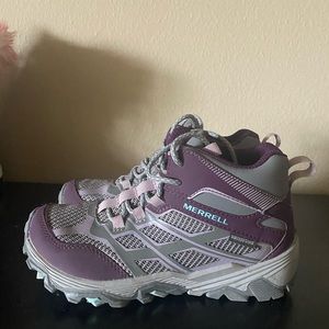 Merrel hiking boots for girls